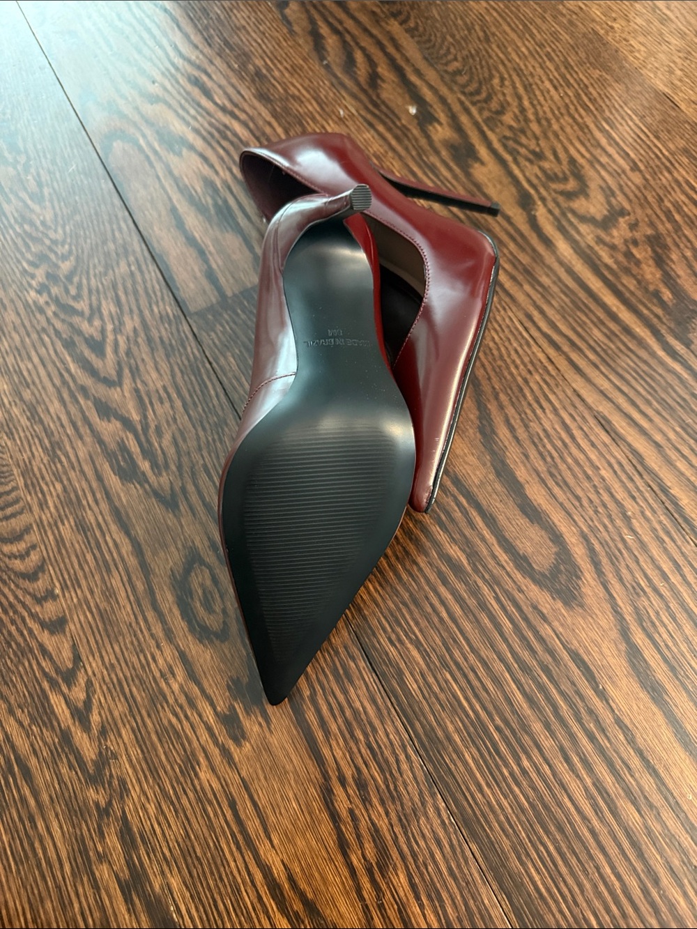 Steve Madden Pointed Toe Pumps in Burgundy - Picture 3 of 3